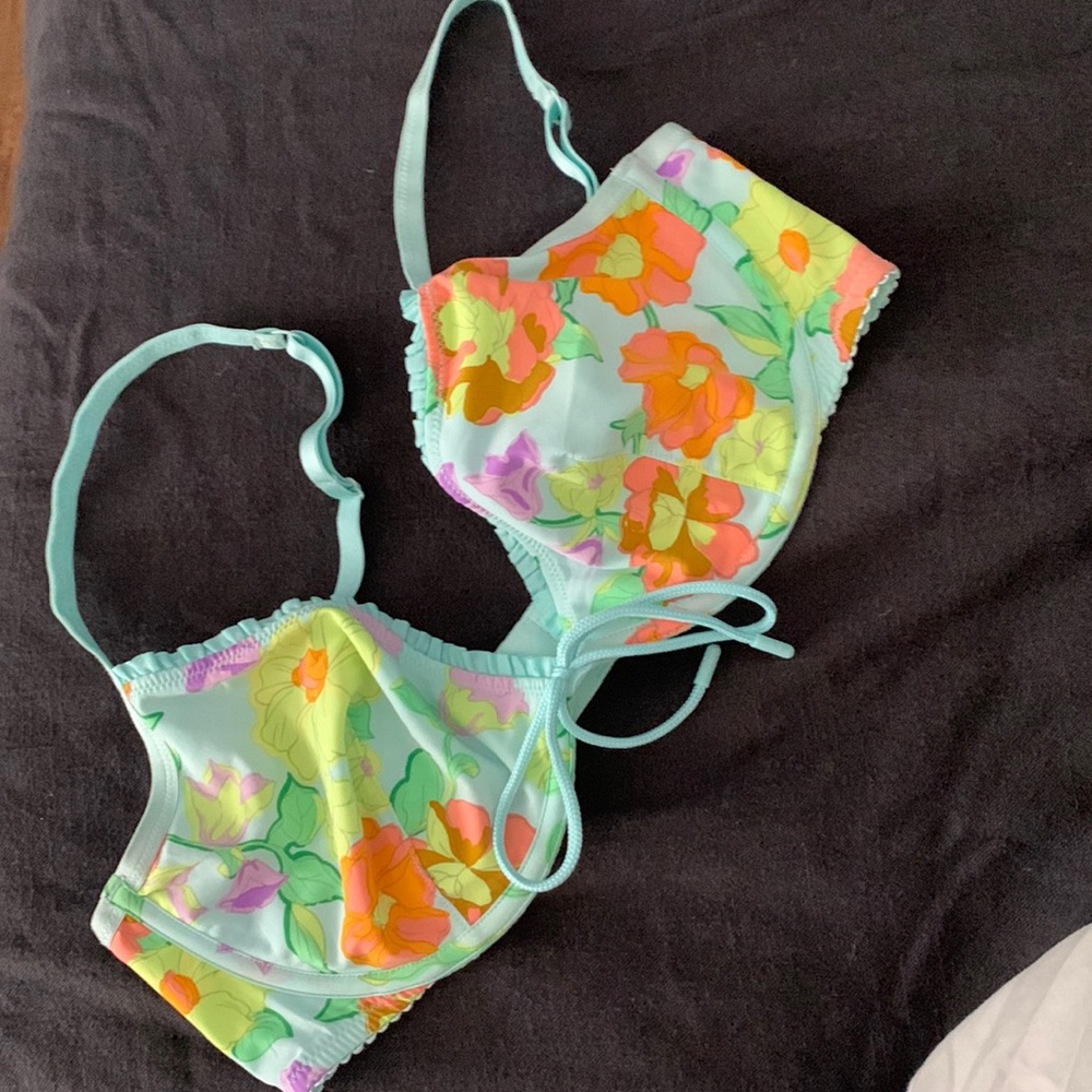 Multicolored floral bra set savage X Fenty